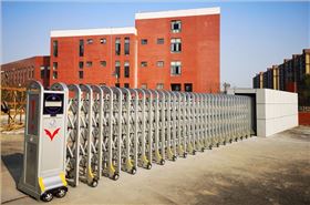 華捷盛電動伸縮門應(yīng)用于福建省惠建發(fā)建筑集團有限公司1