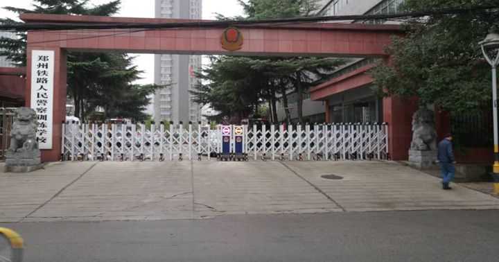 學(xué)校電動伸縮門價格是多少錢