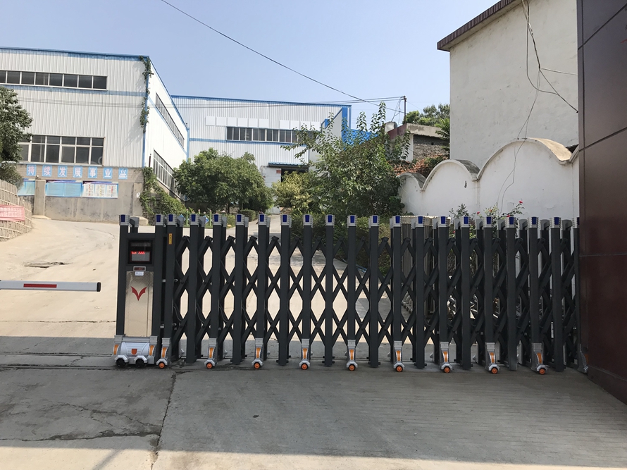 電動伸縮門抗風(fēng)設(shè)計